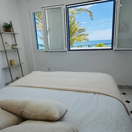 Paseo Riviera Apartment