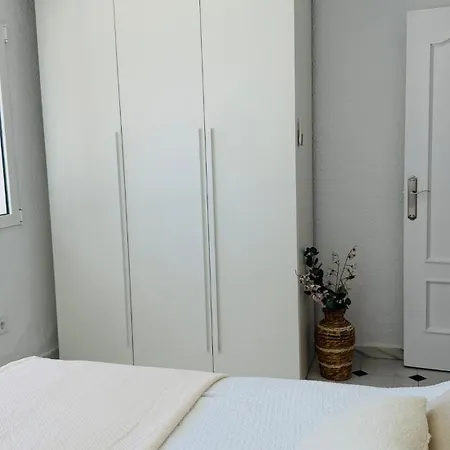 Paseo Riviera Apartment